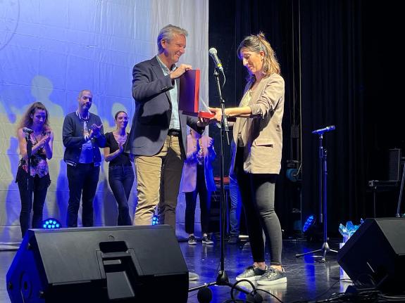 Imagen de la noticia:Rueda pone en valor la contribución de las entidades gallegas en el exterior en la difusión de la lengua y cultura de la com...