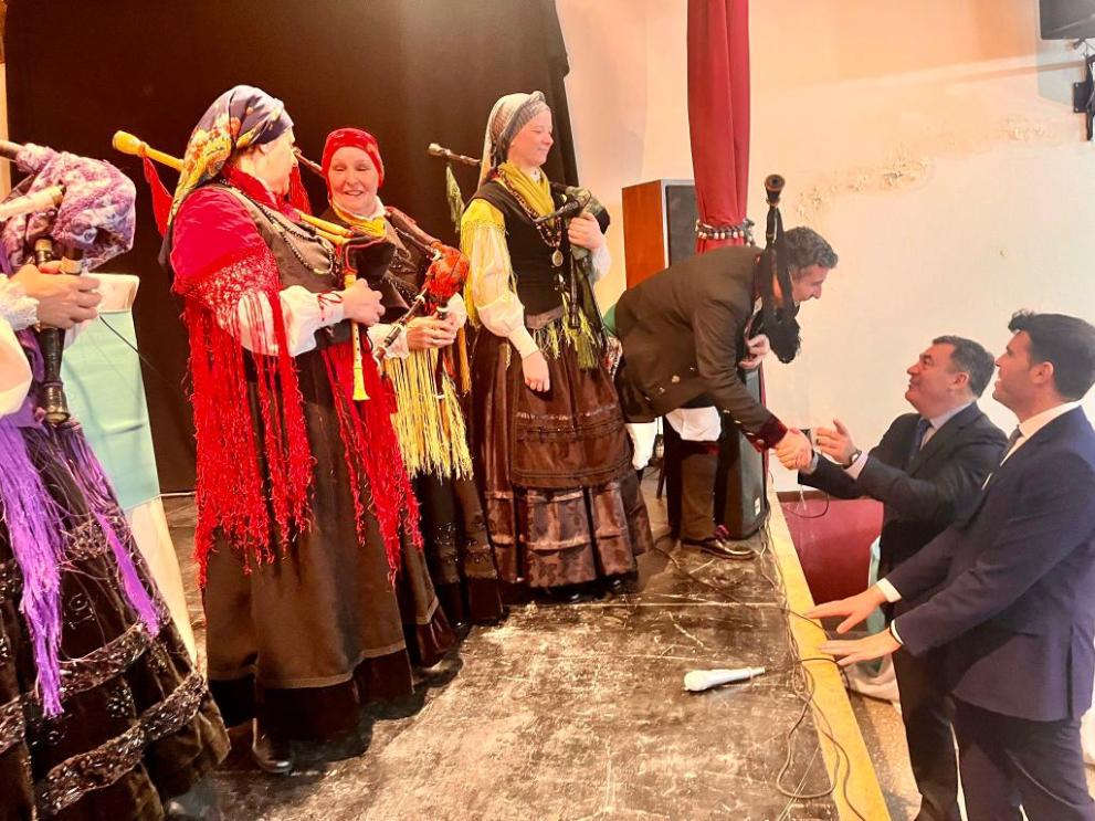 Imaxe 2 de 3 asociada á nova