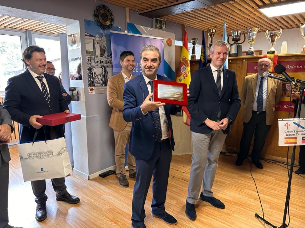 Imaxe 3 de 3 asociada á nova