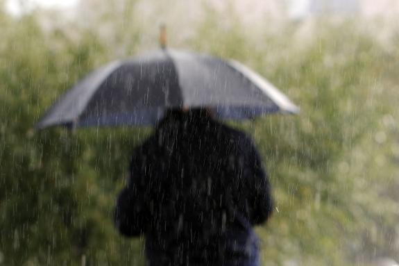 Imaxe da nova:A Xunta activa para mañá a alerta vermella por temporal costeiro e laranxa por vento e choivas