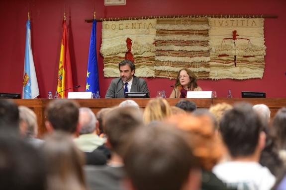 Imagen de la noticia:El vicepresidente primeiro de la Xunta clausura el Foro de Derecho Constitucional sobre la validez de una ley de amnistía