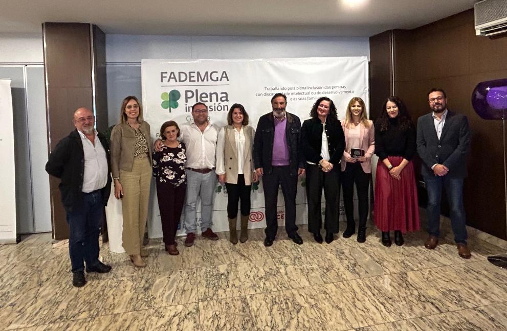 Imaxe 1 de 2 asociada á nova