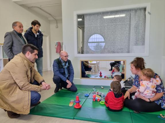Imaxe da nova:A Xunta amplía as prazas de 0 a 3 anos en Chandrexa de Queixa coa apertura dunha casa niño