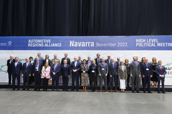 Imagen de la noticia:La Xunta aboga por una transición gradual de la industria de la automoción europea