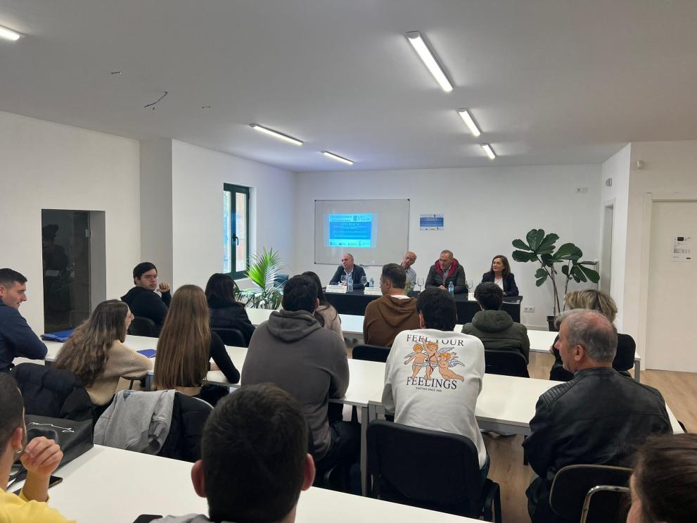 Imaxe 3 de 3 asociada á nova