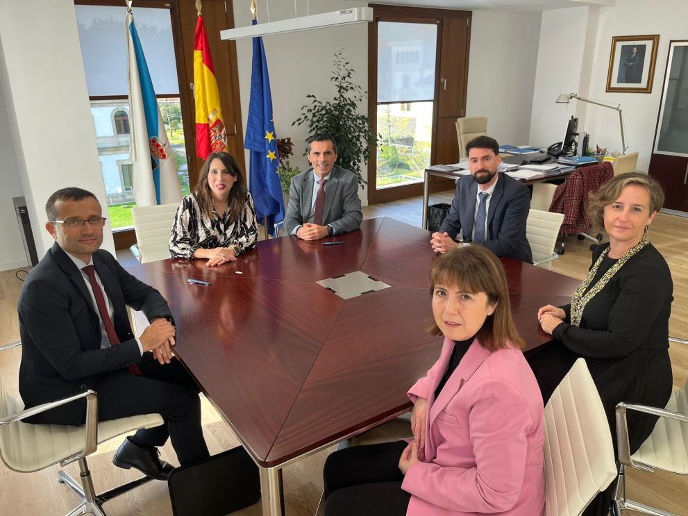 Imaxe 2 de 2 asociada á nova