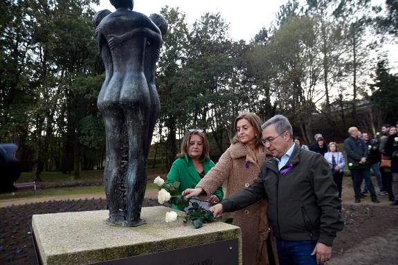 Imagen de la noticia:Rivo participa en el acto de la diputación de Ourense con motivo del Día Internacional para la eliminación de la violencia c...