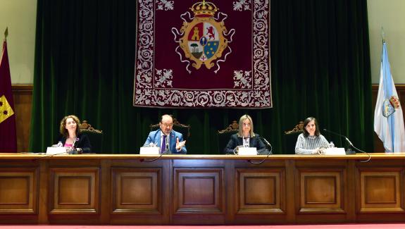 Imagen de la noticia:La Xunta destaca la colaboración con la USC para crear entornos de aprendizaje inclusivos e igualitarios que sensibilizan a ...