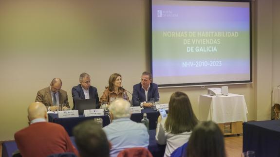 Imagen de la noticia:La Xunta avanza que convocará un nuevo concurso de suelo residencial en 2024 para promover la construcción de vivienda prote...