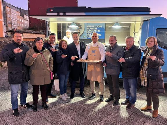 Imagen de la noticia:Llega a Láncara la campaña de GALICIA SABE AMAR de la Xunta que exalta la salud y la calidad de vida que están detrás del co...