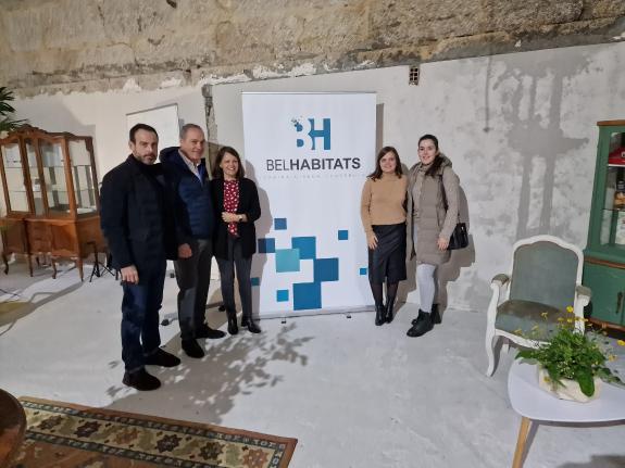 Imagen de la noticia:La Xunta concede ayudas del programa de emprendimiento femenino por 150.000 a 12 proyectos empresariales que fomentan el emp...