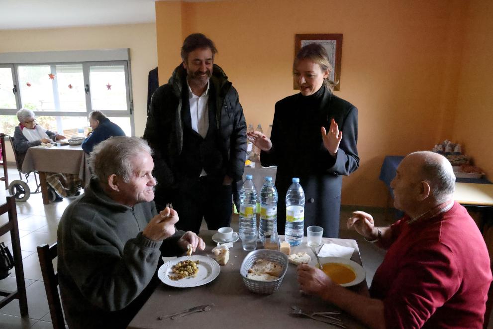 Imaxe 1 de 2 asociada á nova