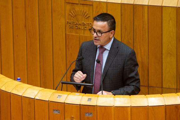 Imagen de la noticia:La Xunta apuesta por la planificación preventiva en la lucha contra los incendios forestales con medidas legales, sobre el t...