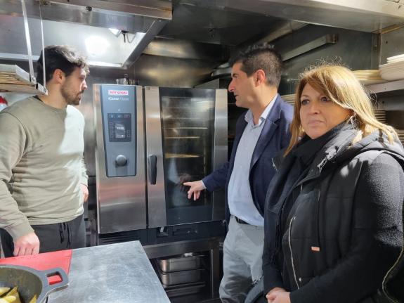 Imagen de la noticia:El delegado territorial de la Xunta en Ourense anuncia una nueva convocatoria del Bono Enerxía Peme