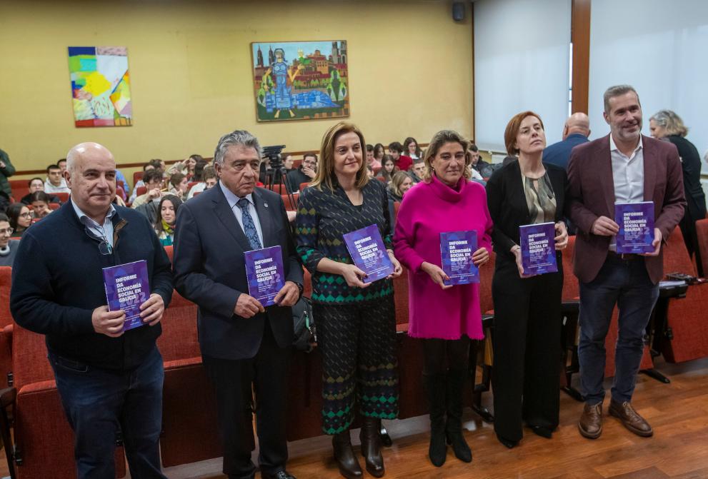 Imaxe 2 de 4 asociada á nova
