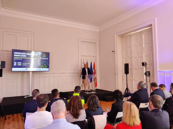 Imagen de la noticia:La Xunta presenta el programa Atempo que mejorará la eficacia en la respuesta ante las emergencias transfronterizas entre Ga...