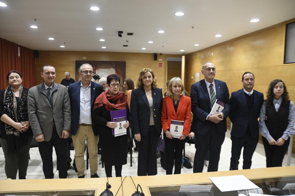 Imaxe 2 de 2 asociada á nova
