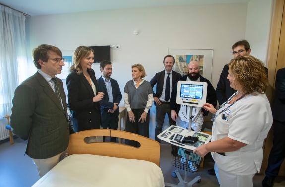 Imaxe da nova:La Xunta destaca que la residencia Volta do Castro de Santiago se convirtió en la primera en completar la transformación tecnológic...