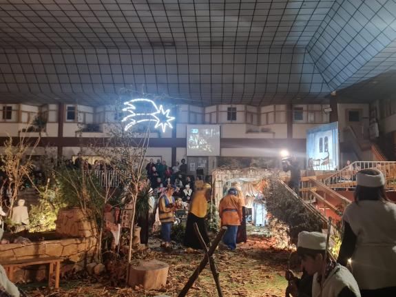 Imagen de la noticia:La Xunta visita el Belén viviente de la Asociación Galega San Francisco, en Vigo