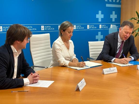 Imaxe da nova:A Xunta asina o convenio para manter conxeladas en 2024 as peaxes nas autoestradas autonómicas e seguir aplicando as bonificacións ...