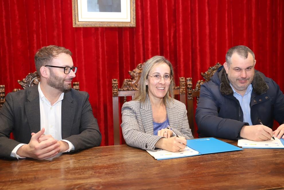 Imaxe 1 de 3 asociada á nova