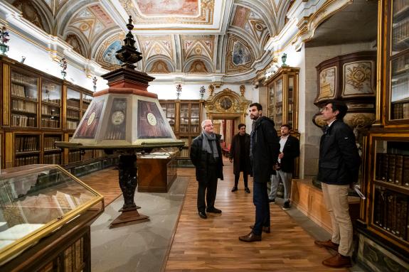 Imagen de la noticia:La Xunta y la Fundación Catedral de Santiago colaboran en la mejora de la eficiencia energética de varios espacios del museo