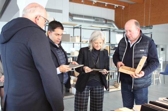 Imagen de la noticia:La Xunta pone al grupo Ramón García como ejemplo de la capacidad de internacionalización y liderazgo del sector contract gal...