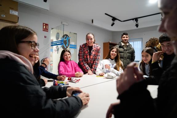 Imagen de la noticia:El espacio xove de Pontedeume ofrece actividades de ocio educativo para la juventud durante estas fechas