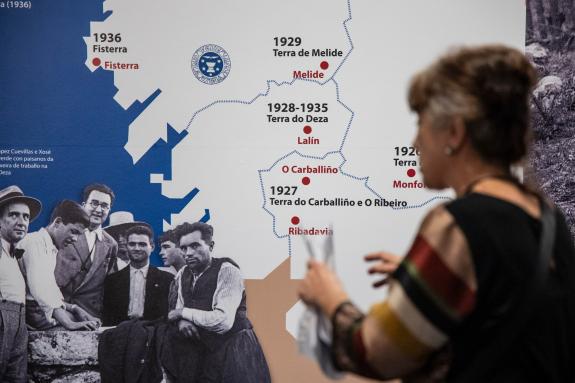 Imaxe da nova:A exposición Luz na terra. o seminario de estudos galegos, unha institución de alta cultura despídese hoxe do Museo Gaiás