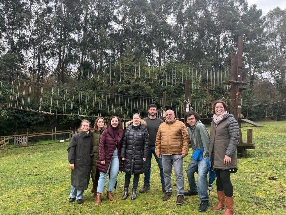 Imagen de la noticia:La Xunta destaca la importancia de facilitar a la gente joven su paso de la vida académica al ámbito laboral