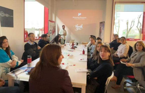 Imaxe da nova:A Xunta fomenta o coñecemento empresarial da mocidade a través do Xuventude Mentoring