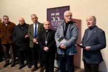 O mosteiro de San Martiño Pinario acollerá ata finais de febreiro a exposición que conmemora os 55 anos da liturxia en galego