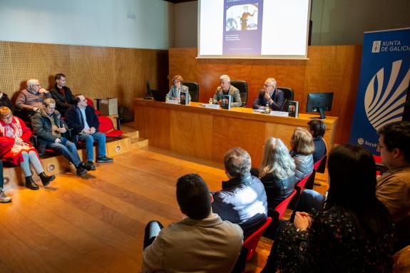 Imaxe da nova:A Xunta pon en valor a relevancia da muller na lírica galego-portuguesa no volume Mulleres medievais