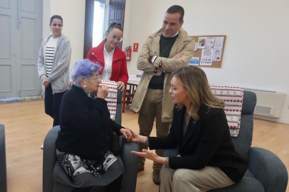 Imagen de la noticia:La Xunta apuesta por garantizar la conciliación en los ayuntamientos del rural a través de las casas del mayor