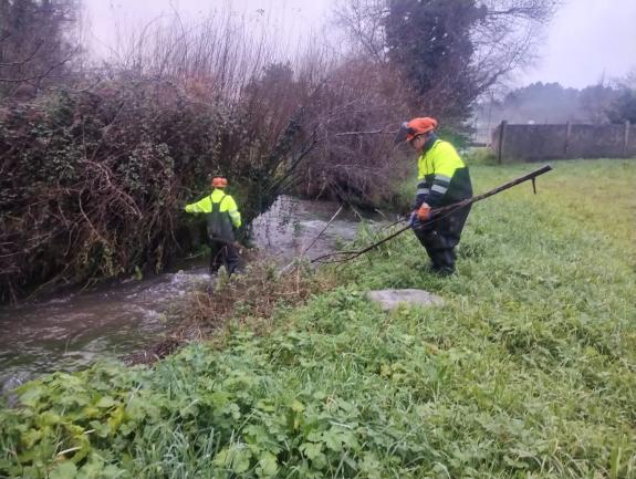 Imagen de la noticia:La Xunta ejecuta actuaciones de limpieza en los trechos interurbanos de los ríos Brexa y Mero a su paso por el ayuntamiento ...