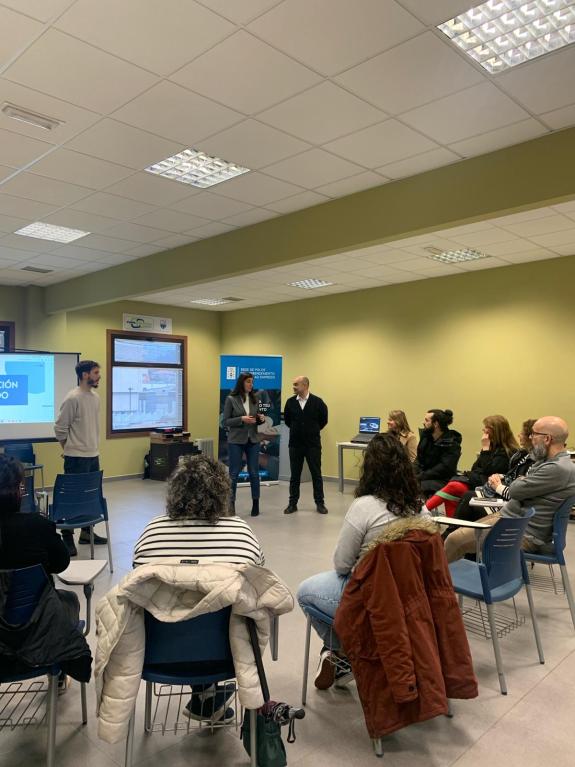 Imagen de la noticia:La Xunta echa mano de la realidad virtual para impulsar el trabajo en equipo en el marco del Polo de emprendimiento y apoyo ...