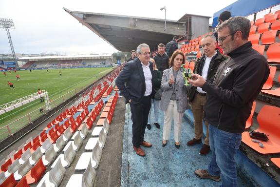 Imagen de la noticia:La Xunta participa en el estadio Anxo Carro en la prueba de una solución con tecnología dron e inteligencia artificial que m...