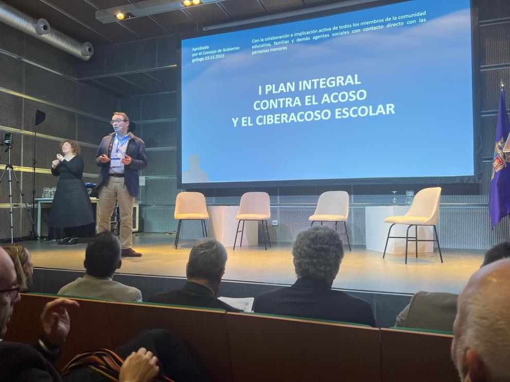 Imaxe 1 de 2 asociada á nova