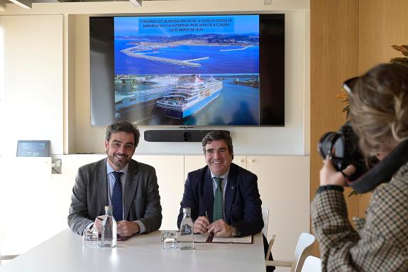 Imagen de la noticia:La Xunta y la Autoridad Portuaria de A Coruña refuerzan la colaboración en materia de emergencias