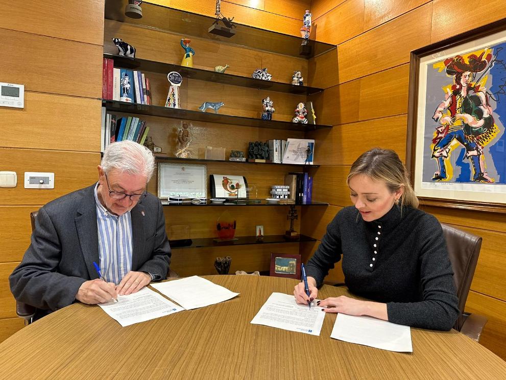 Imaxe 1 de 2 asociada á nova