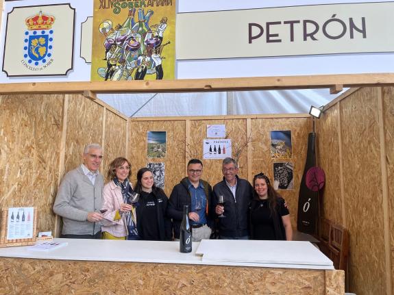 Imaxe da nova:A Xunta pon en valor a excelencia dos viños de Amandi na festa de exaltación deste produto na que participan unha vintena de adegas...