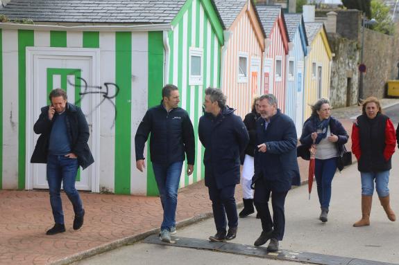Imagen de la noticia:La Xunta invertirá más de 115.000 € en mejoras en los pavimentos del puerto de Ortigueira