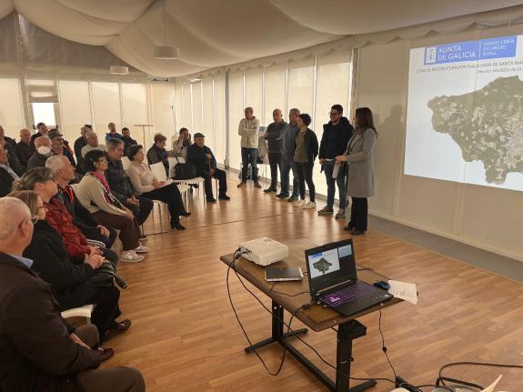 Imaxe da nova:A Xunta informa aos veciños interesados do inicio dos traballos da parcelaria de Almoite, en Baños de Molgas, que suporá a mobiliza...