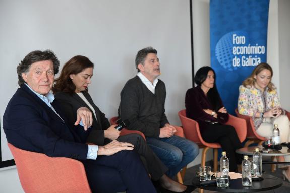 Imaxe da nova:Lete Lasa anuncia que a finais do presente ano Galicia será a comunidade pioneira cunha conta satélite do deporte