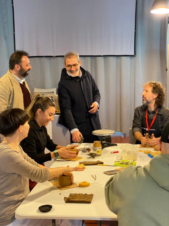 Imaxe da nova:A Xunta apoia a celebración na Coruña dos Días Europeos da Artesanía con demostracións e obradoiros de oficios artesanais no Centro...