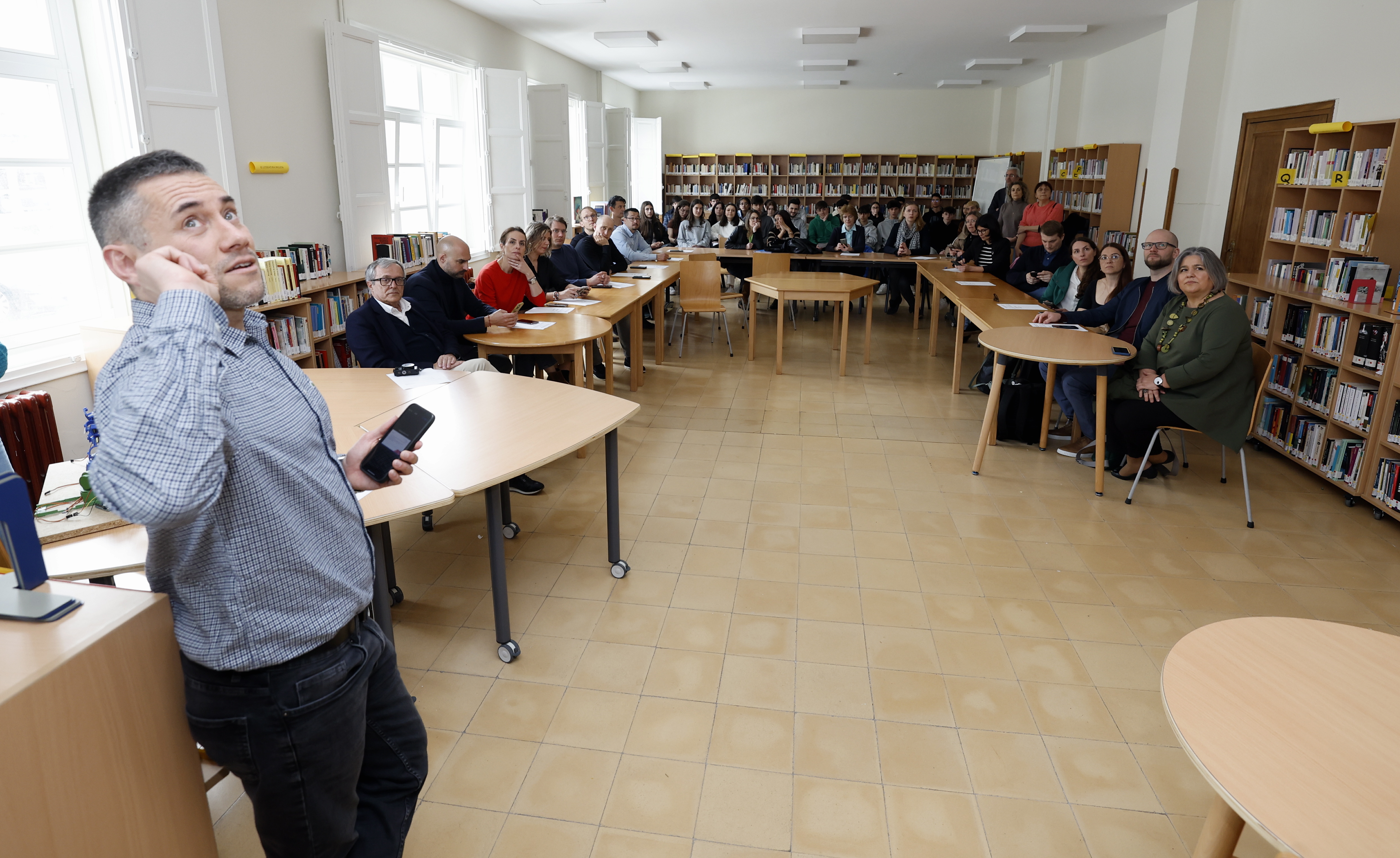 Imagen del artículo Unha delegación do Instituto Estatal de Calidade e Investigación escolar de Munich coñece en Lugo a estratexia da Xunta en ensino innovador