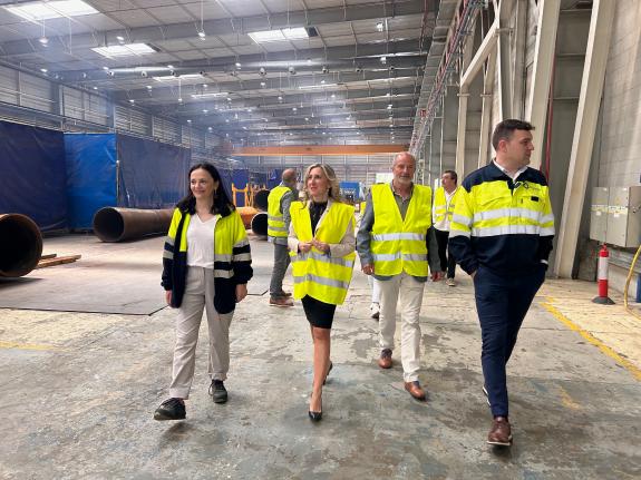 Imagen de la noticia:Martina Aneiros destaca la implicación de Nervión Naval Offshore  en el impulso de la FP dual en Ferrolterra