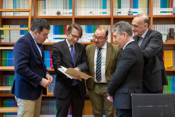 Imaxe da nova:A Xunta financiará a contratación de 50 profesores universitarios e esixe ao Ministerio de Universidades que garanta que asumirá a ...