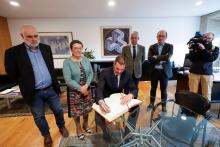 José López destaca o firme compromiso coa lingua e cultura de Galicia na súa primeira visita ao Consello da Cultura Galega