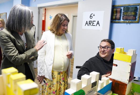 Imagen de la noticia:La Xunta aumenta un 30 % la financiación de plazas en la residencia para personas con discapacidad de Baños de Molgas, super...